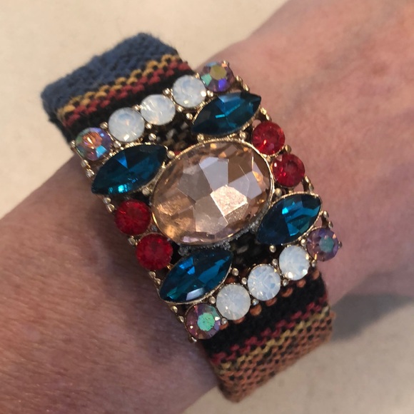 🔴 BOHO FABRIC COVERED CUFF BRACELET WITH MULTICOLORED RHINESTONES - Picture 4 of 9